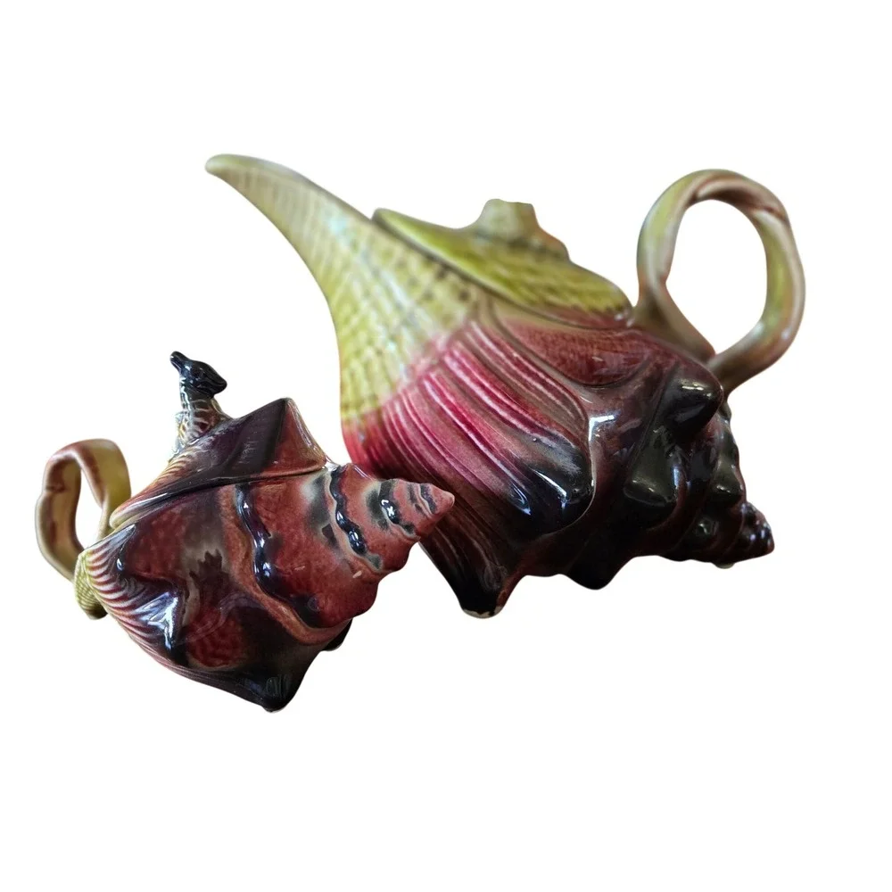 Hull Pottery vintage 1950